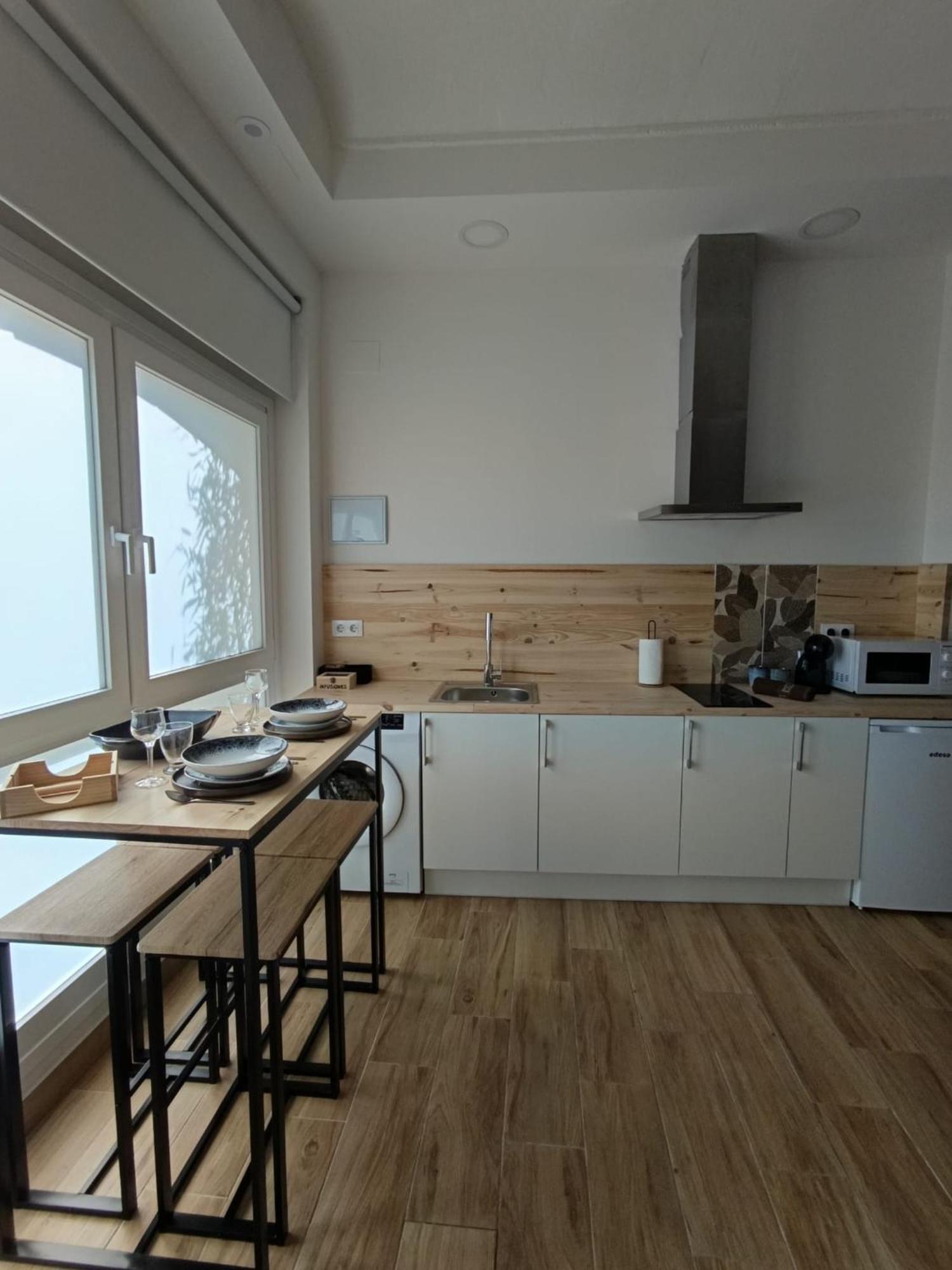 Apartamentos La Muralla 산토도밍고데라칼사다 외부 사진
