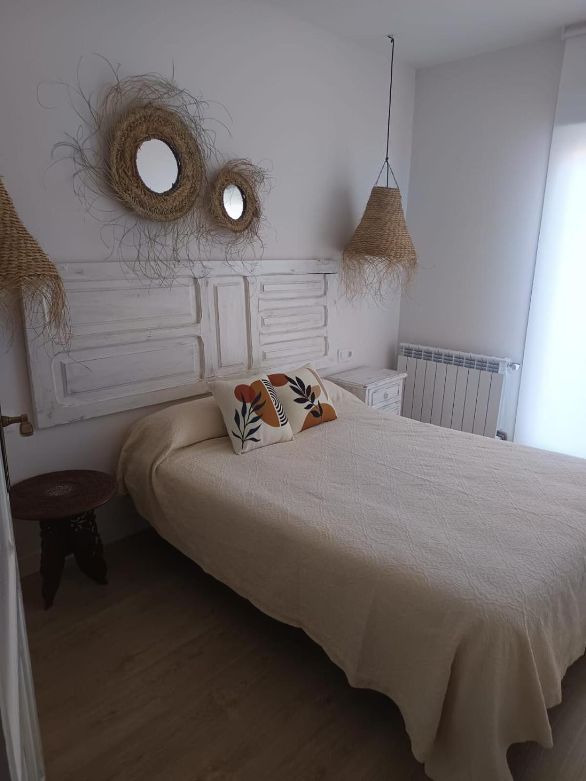 Apartamentos La Muralla 산토도밍고데라칼사다 외부 사진